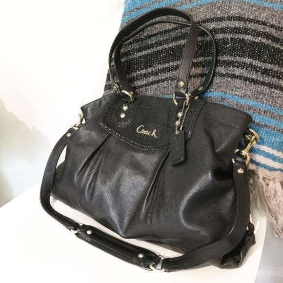 COACH Ashley Large Matte Leather Black Satchel Shoulder Bag Purse EUC - Picture 3 of 8